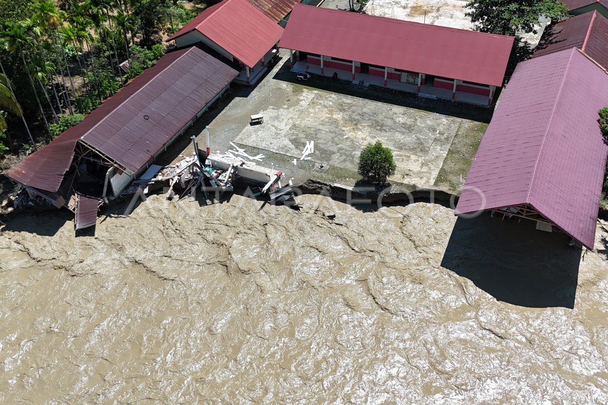 Diterjang Banjir Bandang, Puluhan Bangunan di Aceh Barat Rusak Parah